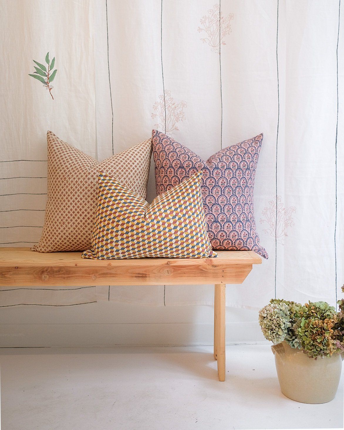Zainab Linen Throw Pillow Cover