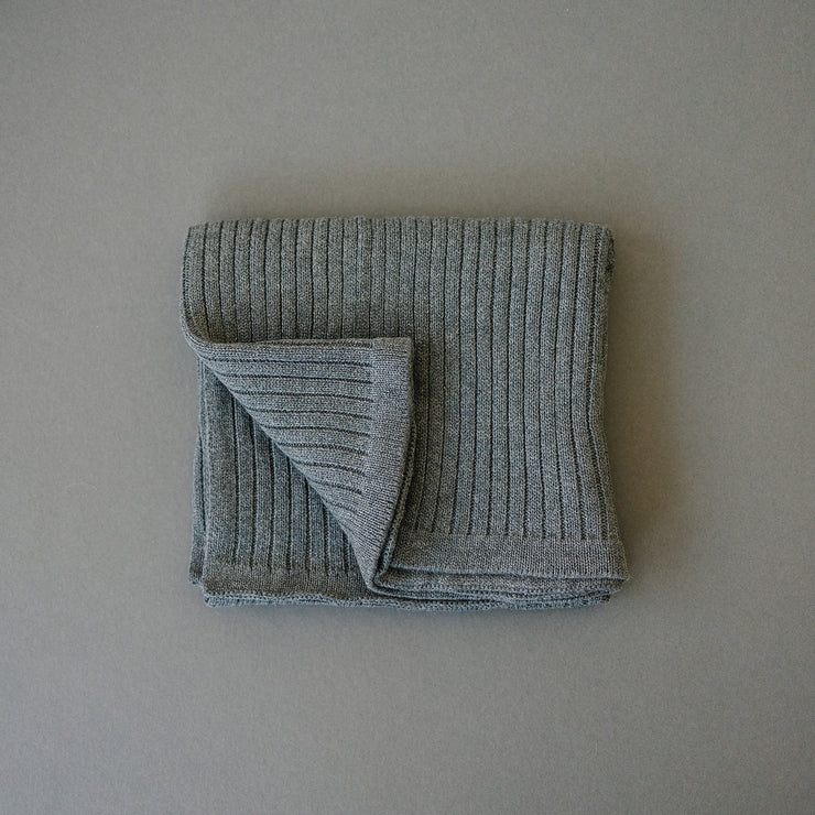 Charcoal Knit Quilt