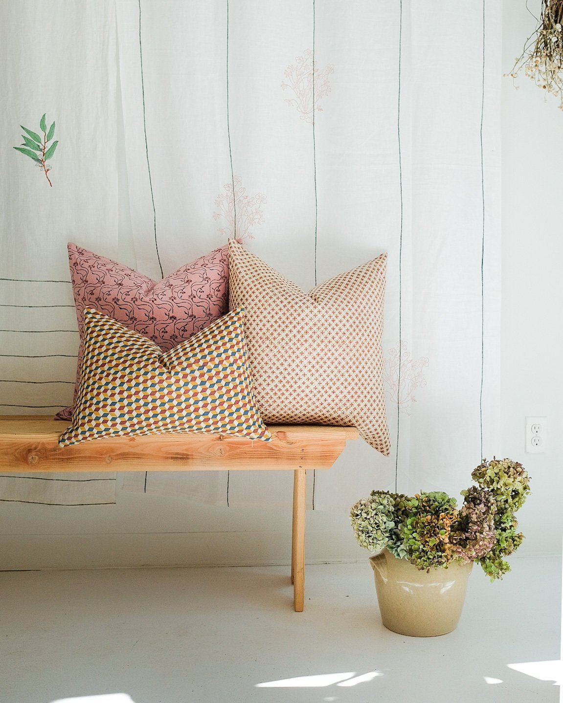 Zainab Linen Throw Pillow Cover